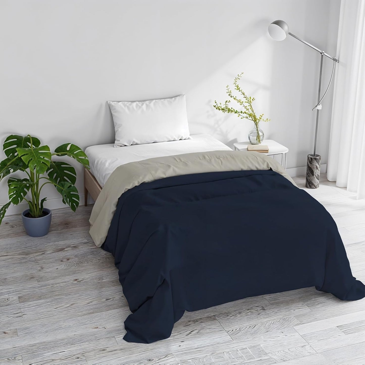 Basic winterdekbed, effen en gevoerd, donkergroen/crème, 200X245Cm Dekbedden en quilts Naty Shop Donkerblauw/lichtgrijs 160X245Cm
