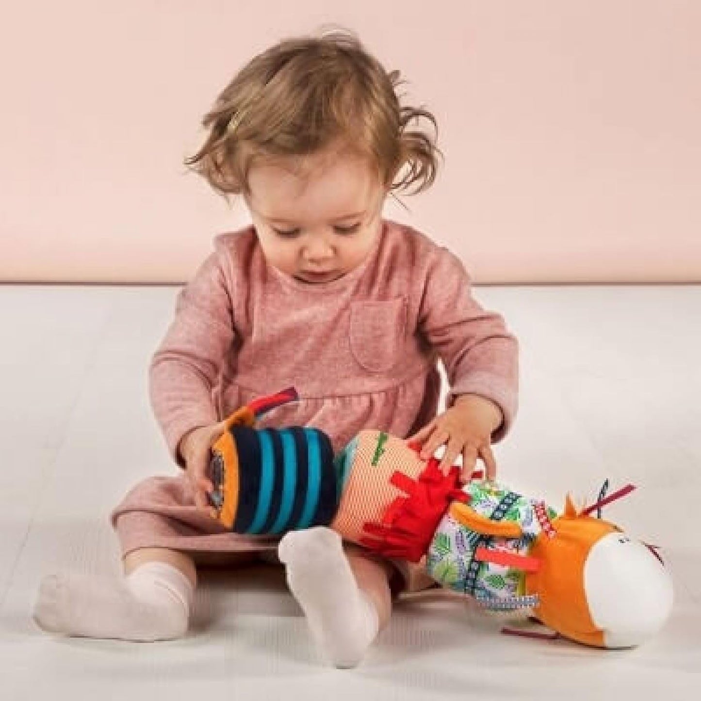 Lilliputiens - Jack Velcro geluidsrol - Kleurrijk activiteitenspeelgoed voor baby's met verschillende geluiden en afneembare rammelaars - Bevordert het luisteren en de motoriek - Vanaf 6 maanden - 83064 Babyspeelgoed Naty Shop