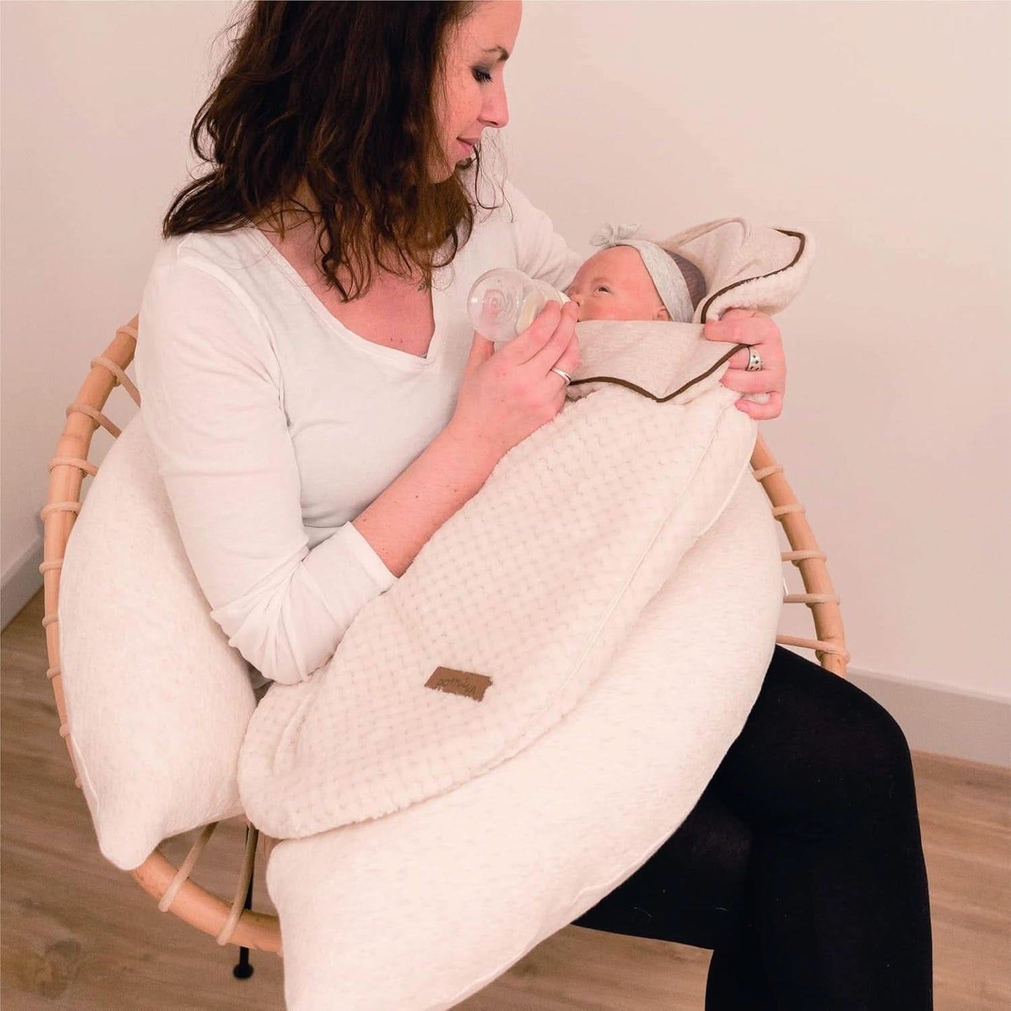 Multifunctioneel voedingskussen, 4 in 1, Soft Nova, beige, enkel kussen: 202 cm, fauteuil, 40 X 75 X 22 cm Accessoires Voeding en Borstvoeding Bebe Naty Shop