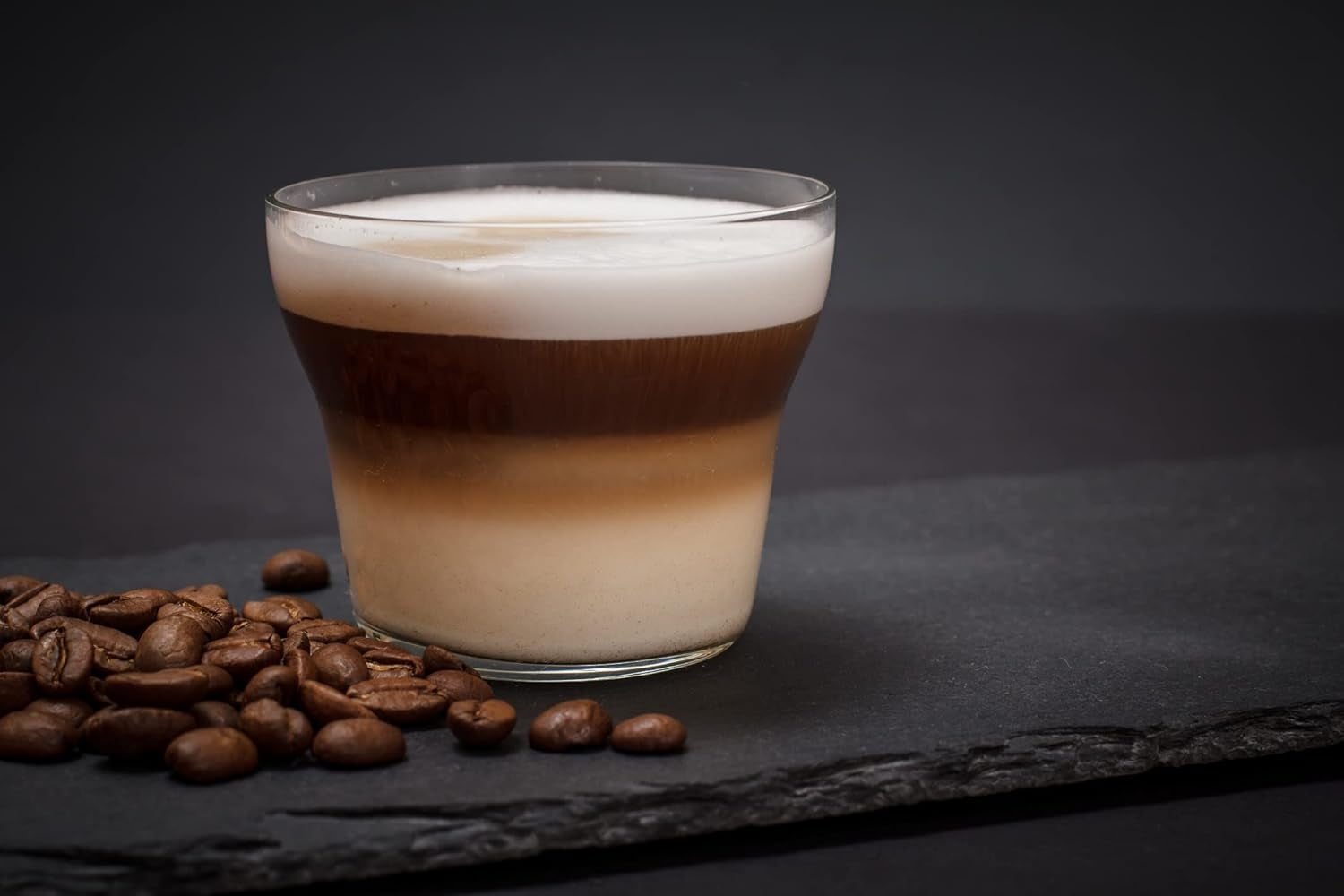 Espresso Kaffeebohnen sterk 500g, Barista Kaffee schokoladig en säurearm, Espressobohnen, Bohnenkaffee met Arabica en Robusta, fijne Crema, ideaal voor Cappuccino