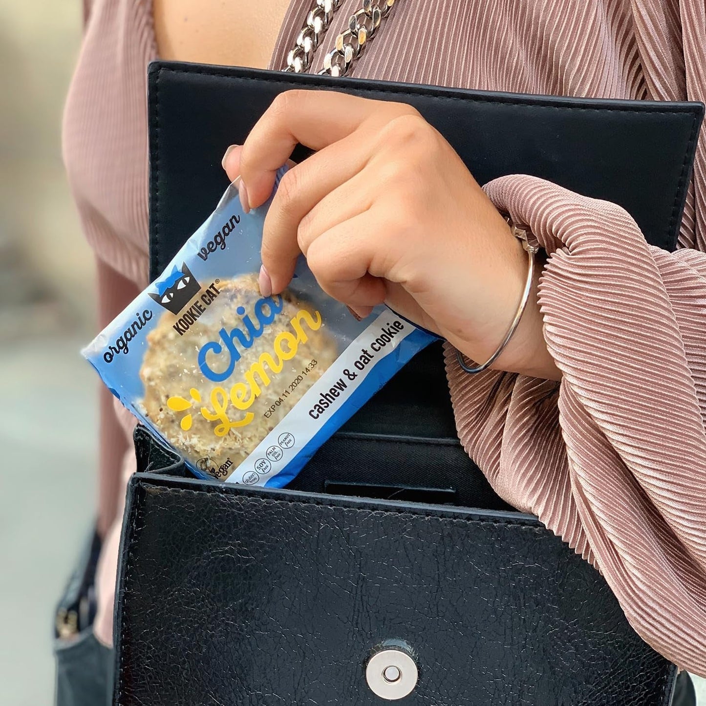 Chia en Citroen - Individueel verpakte veganistische koekjes, glutenvrij, sojavrij, biologisch, cashewnoten en haver - 12 x 50 g multipack