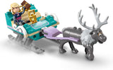 LEGO Ç€ Disney Frozen Anna's slee-avontuur, constructiespeelgoed en fantasiespeelset, chocoladekraam met Anna, Kristoff, Olaf en Sven minipoppen, prinsessenspeelgoed voor meisjes vanaf 4 jaar 43256 Bouwsets Besuche den LEGO-Store