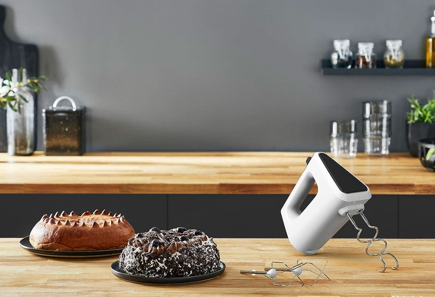 Krups GN4001 3 Mix 4000 Handmixer | 450 Watt | Robuust ontwerp | Variabele snelheidsregelaar | Turbo- en Auswurf-functie | Incl. 2 Rührbesen en 2 Knethaken | Weiß/Grau Keuken Naty Shop