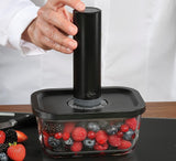 Vacuümset Küchenprofi EASYFRESH | Set van 7 stuks | 1x elektrische vacuümpomp, 1x vacuümpot S, M en L, 3x vacuümzakken 22x21 cm | borosilicaatglas, hoogwaardig kunststof | bereiding en opslag Voedselbewaardozen Naty Shop