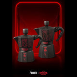 Bialetti Moka Express Stranger Things 3-kops koffiezetapparaat, Muziekknop met USB-C oplaadfunctie, Niet geschikt voor inductiekookplaten, 3 kopjes (130 ml), Zwart