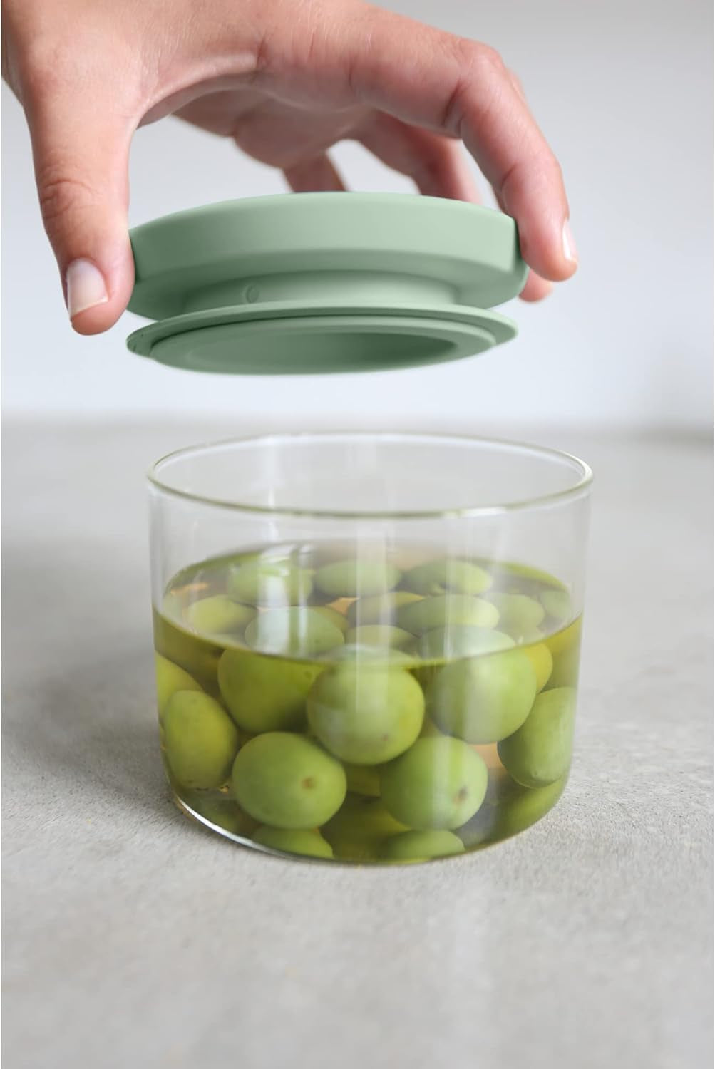 Brabantia - Stapelbare Glazen Container met Deksel - Set van 3 - Voedselopslag - Houdt Voedsel Langer Vers - Siliconen Afdichting - Vaatwasmachinebestendig - Donkergrijs/Lichtgrijs/Jadegroen - 0,3L/0,6L/1,1L Voedselbewaardozen Naty Shop