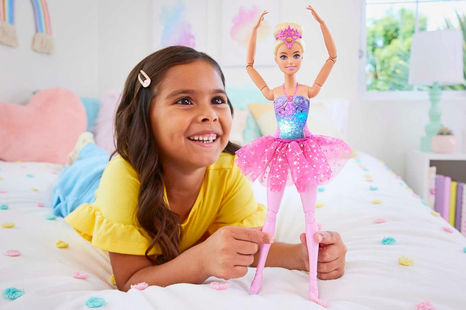 Barbie Dreamtopia magische lichtballerinapop met roze tutu en blond haar, 5 licht- en geluidseffecten, beweegbare Barbie, vanaf 3 jaar, HLC25 Naty Shop-poppen