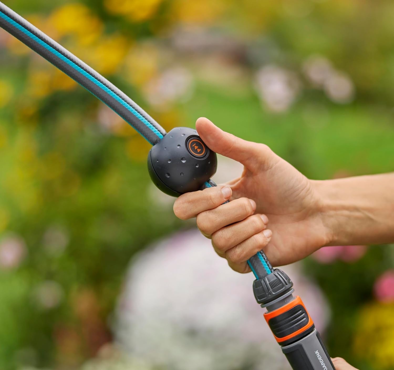 Gardena PowerRoll XXL Solo draadloze muurslangenbox: automatische slanghaspel met 40 m tuinslang, slanggeleider en RollControl, batterijvoeding, UV- en vorstbestendig (18647-55)