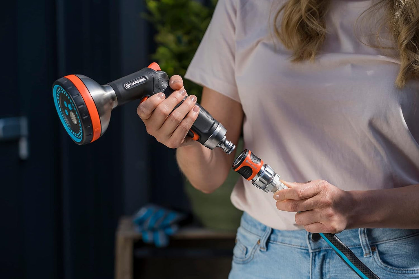 Gardena 39042-M metalen snelkoppelingsstartset voor tuinslangen, snelkoppelingen en accessoires in enkele seconden, 4-delig inclusief lekvrije adapters voor stekker en stopcontact