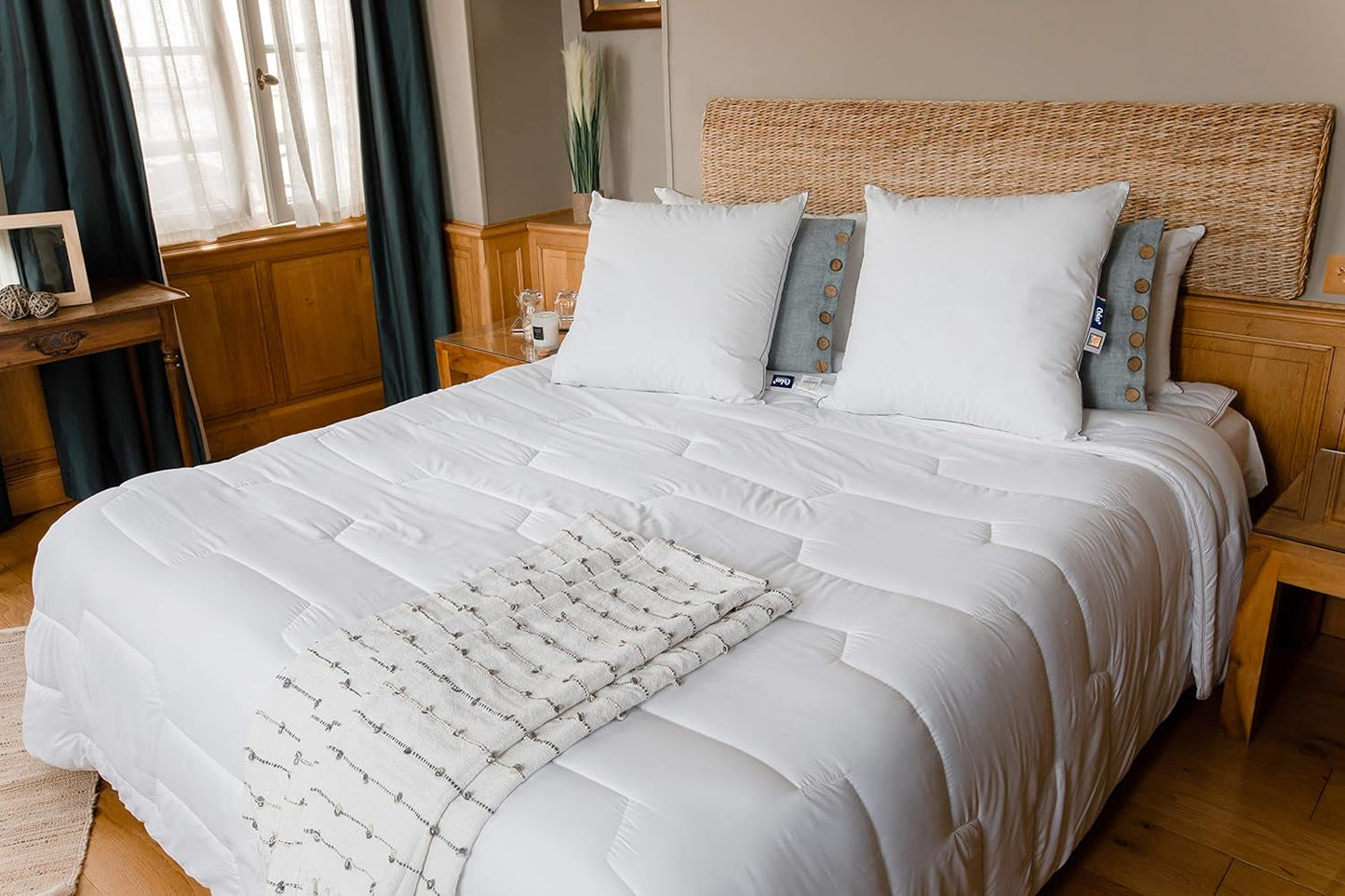 COLAS NORMAND Anti-mijt- en antibacterieel dekbed, licht, 200 X 200 cm, langdurige werking, perfecte hygiëne, microvezel, zacht en comfortabel, wasbaar, Frans, wit 53130248 Naty Shop Quilts en Quilts