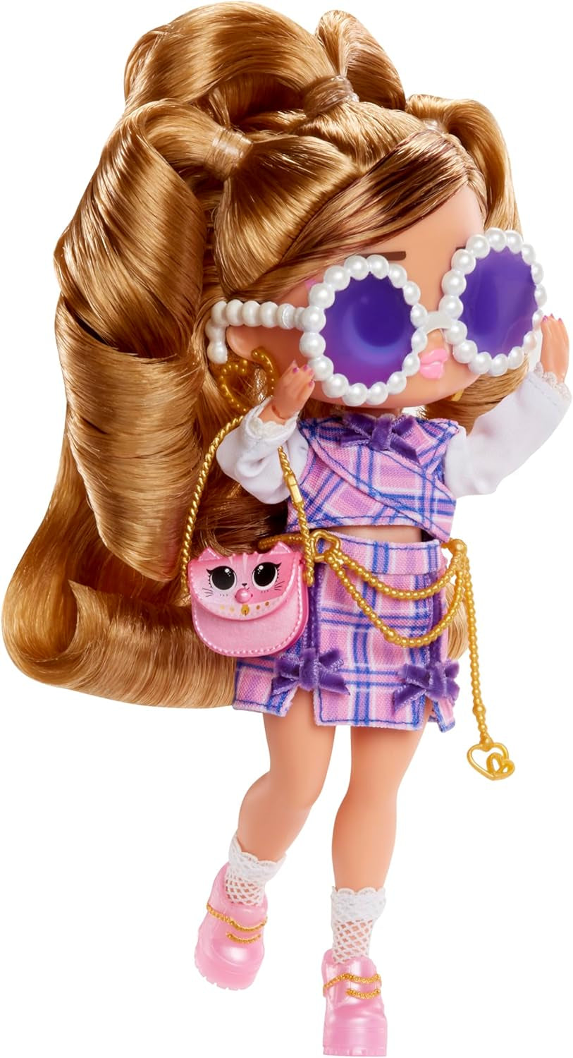 LOL Verrassing! Tweens Core Doll - Fancy Girl - Inclusief 1 modepop met outfit en accessoires, 4 verzamelobjecten, Rose
