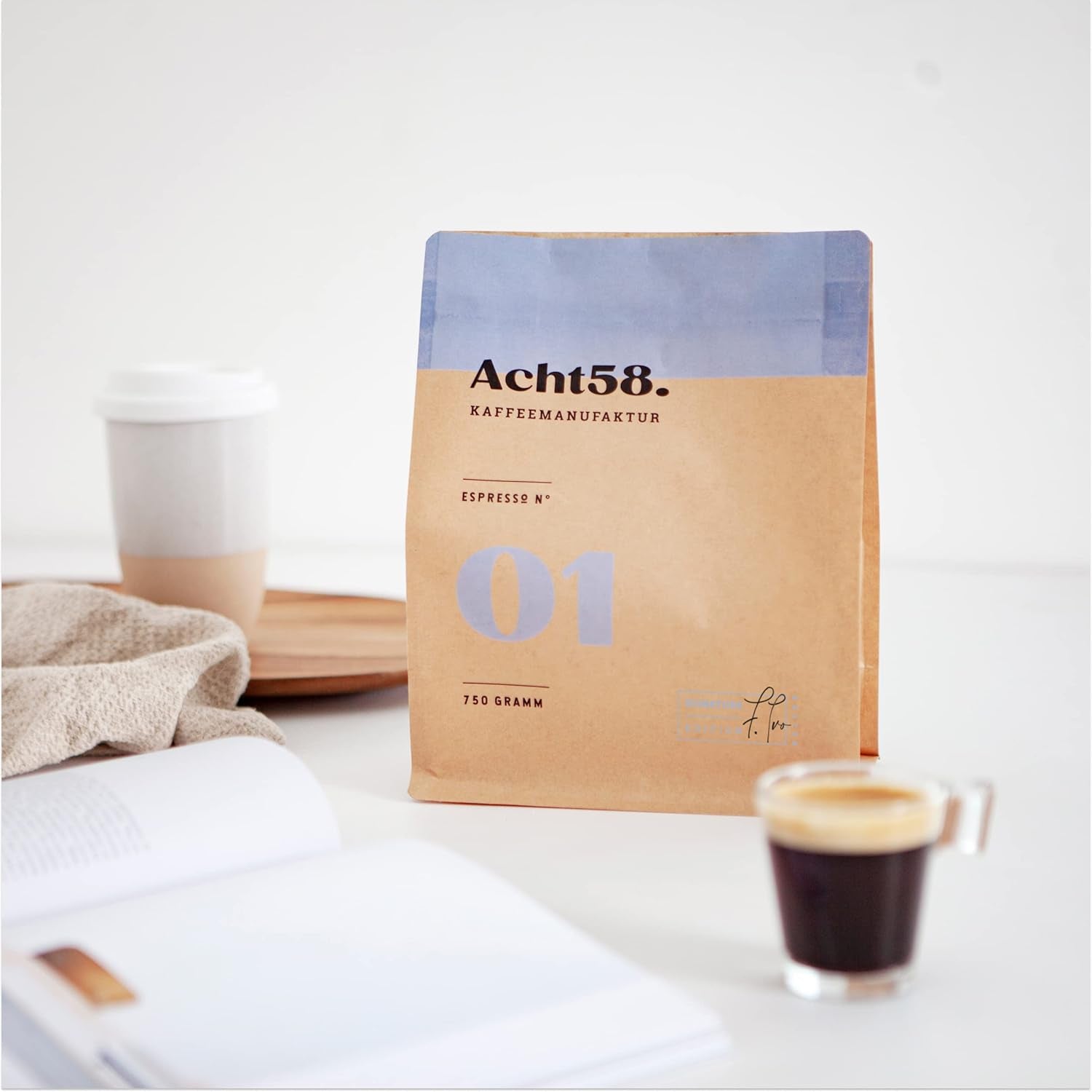 Espresso nr. 1 – Klassieke espressomelange met 25% Robusta – Koffiebonen voor volautomatische machines en portafilter – hele bonen – 750g