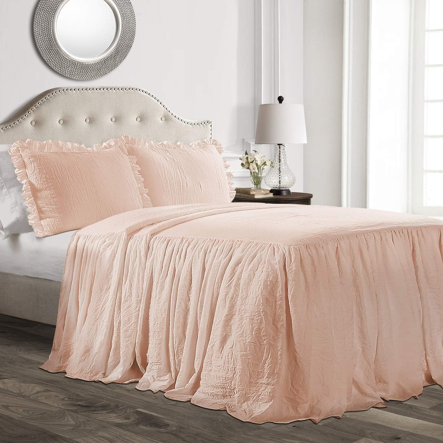 Weelderig decor beddengoedset met ruchesrok 3-delige luxe boerderijbeddengoedset Elegant charmant ruchesdetail Tijdloze stijl en klassiek ontwerp Zacht en lichtgewicht kingsize Weelderige decorbedden en dekbedden Red Queen