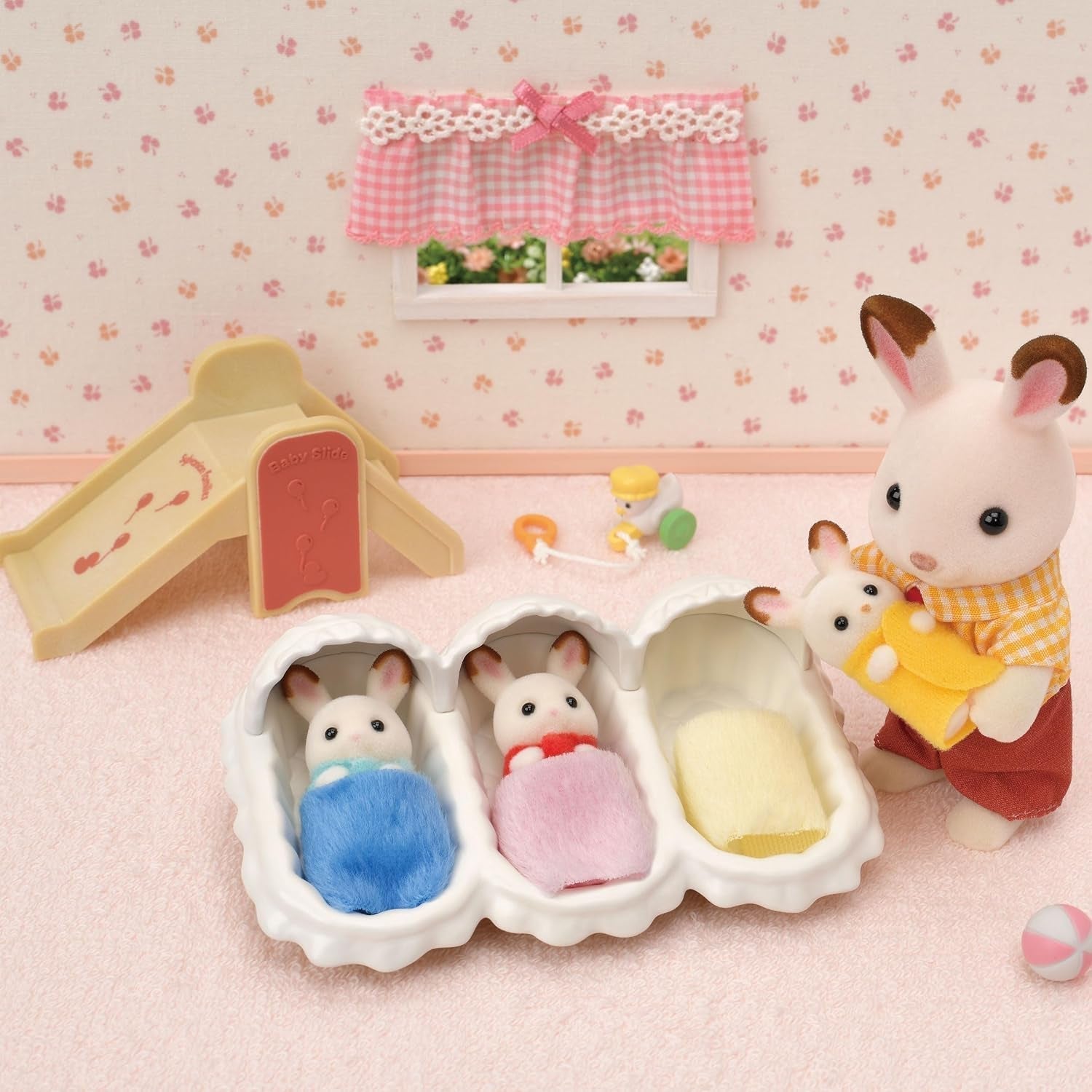Sylvanian Families L5532 Triplets Starterkit - Poppenhuisspeelset Naty Shop Dolls