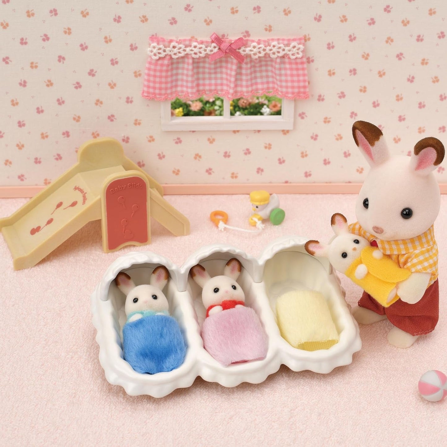 Sylvanian Families L5532 Triplets Starterkit - Poppenhuisspeelset