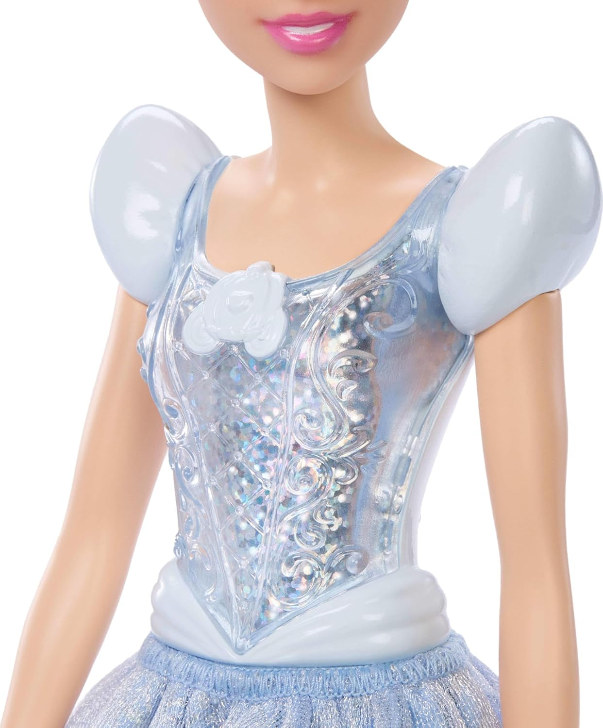 Mattel DISNEY Prinses Assepoester - Gelede pop met sprankelende outfit, afneembare schoenen en tiara, gekamd haar voor stylingplezier, voor kinderen vanaf 3 jaar, HLW06