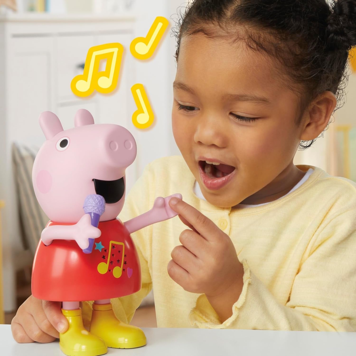 Peppa Pig pop, pratend en zingend, roze, 20 cm