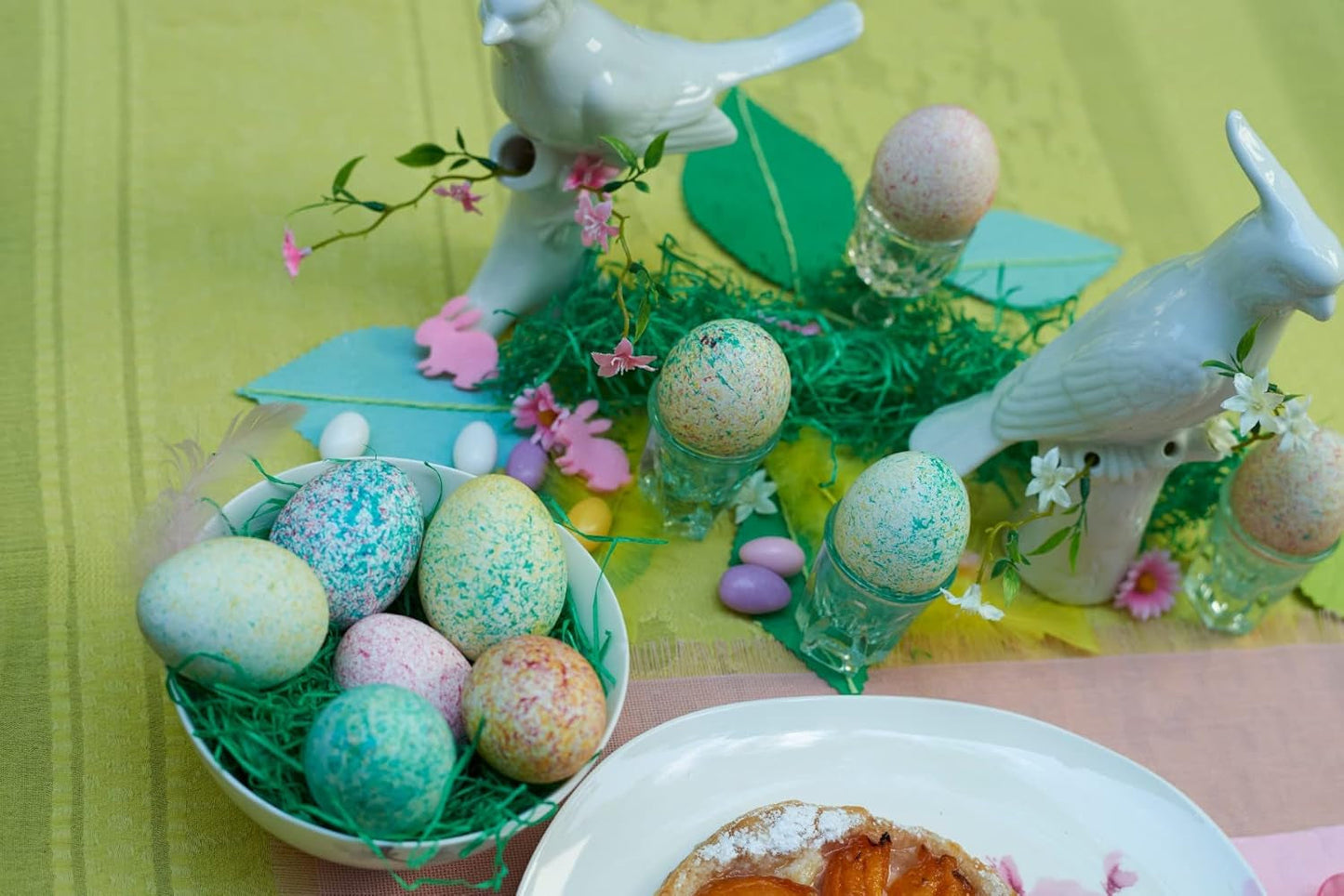 Heitmann Eikleurstoffen - Mix It Pastel - 3 vloeibare eikleurstoffen in roze, turkoois en paars, beker, rijst, sjablonen en handschoenen - Eenvoudig eierverven