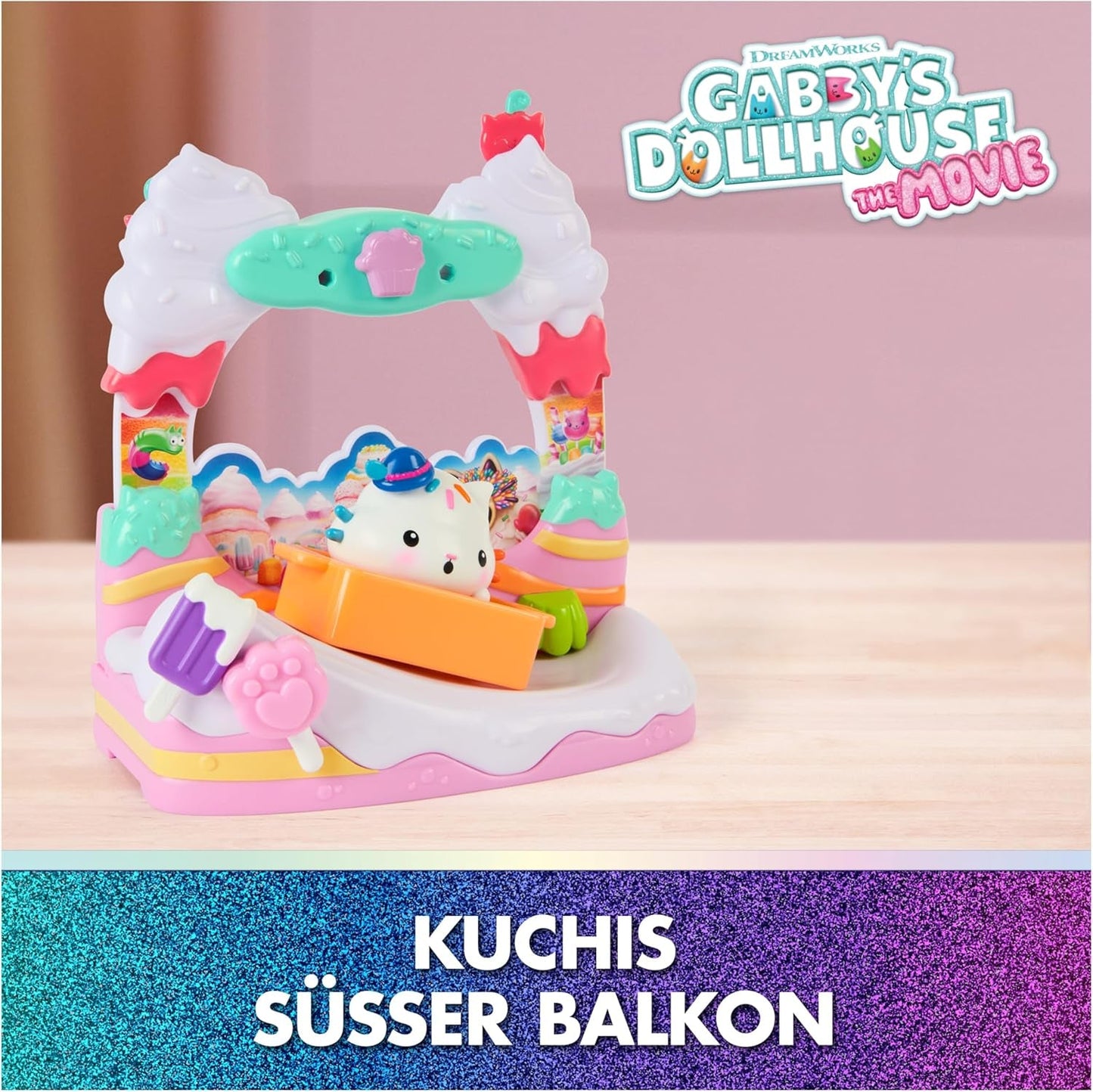 DREAMWORKS GABBY'S POPPENHUIS: DE FILM - Kuchi's lieve balkonspeelset met poppenhuisfiguren en accessoires voor kinderen vanaf 3 jaar