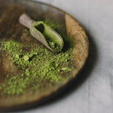 Moya Matcha Bio Dagelijks Groene Thee Poeder | 250 g dagelijkse kwaliteit (III) | Perfect om te consumeren met lattes, smoothies en limonades...