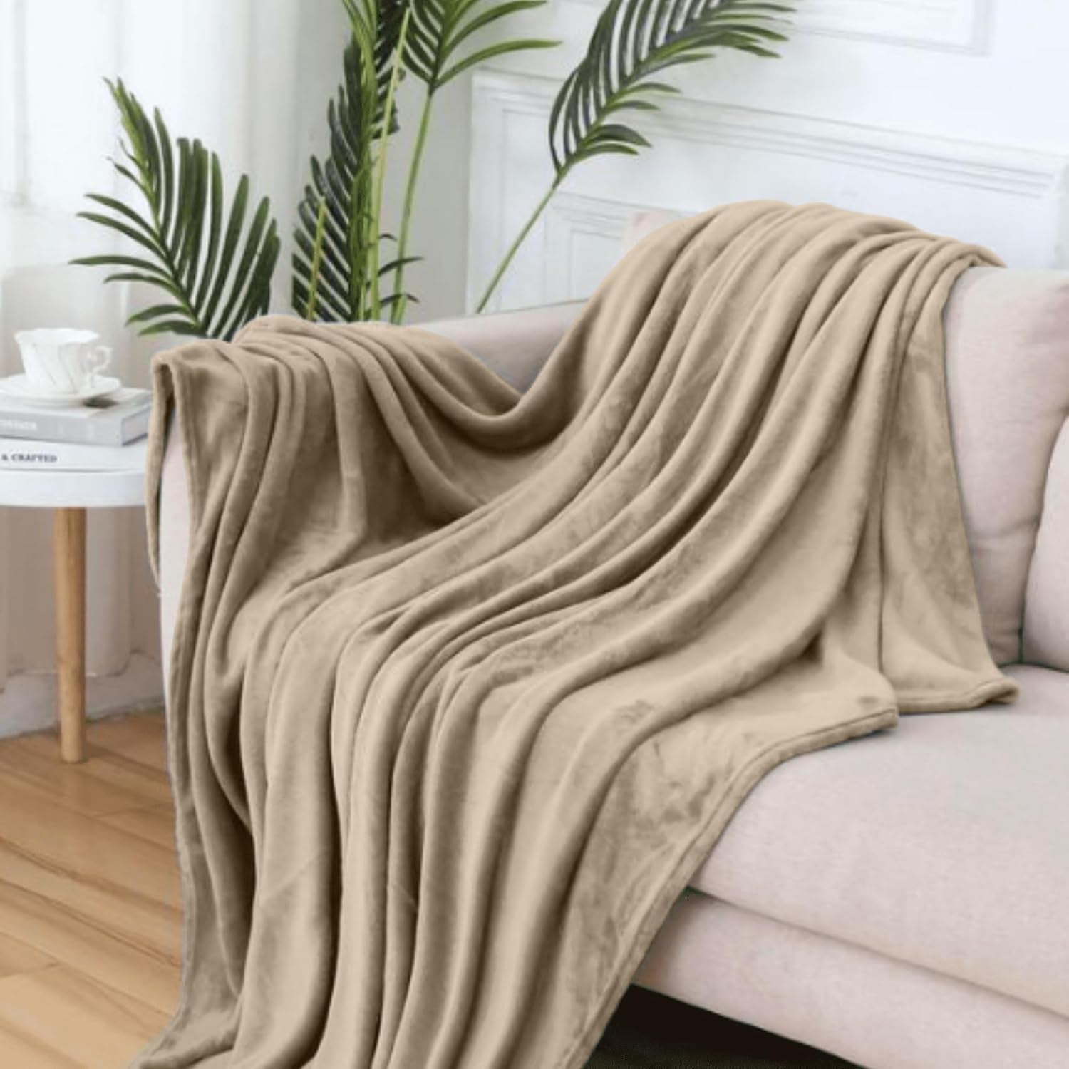 Komfortec donzige deken, comfortabele deken, fleecedeken, Oeko-Tex gecertificeerd, superzacht, 150X200 Cm, 260 G/M², beige Bedden en dekens Besuche den Komfortec-Store