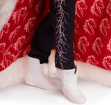 Barbie The Movie Collectible Ken-pop met grote nepbontjas en zwart vest met franjes en bandana, HRF31