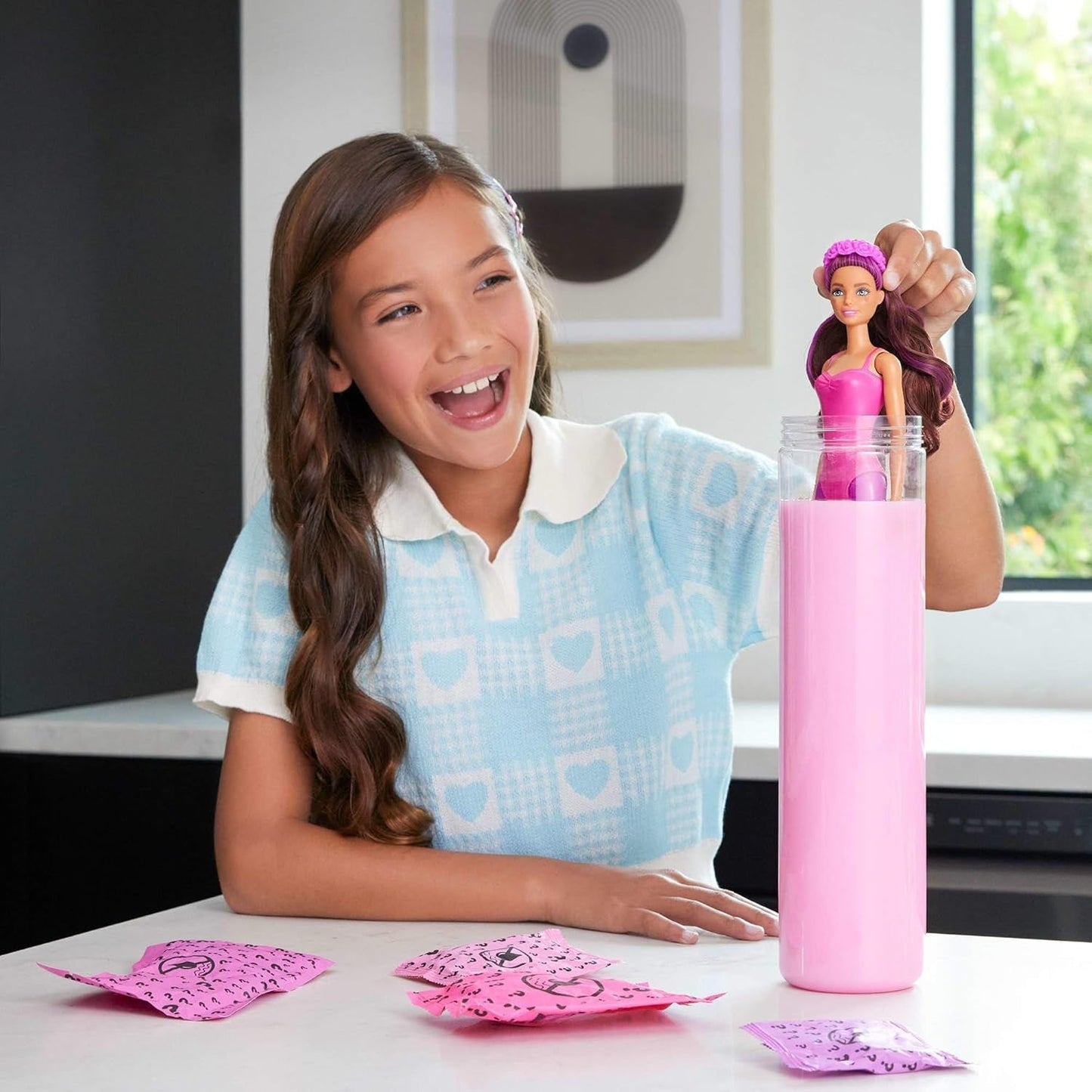 Barbie Color Reveal-pop en accessoires, Ballerina-serie, 6 verrassingen om uit te pakken, inclusief kleurverandering, geïnspireerd door de belangrijkste ballettrend (stijlen kunnen variëren), HRK17 Naty Shop-poppen