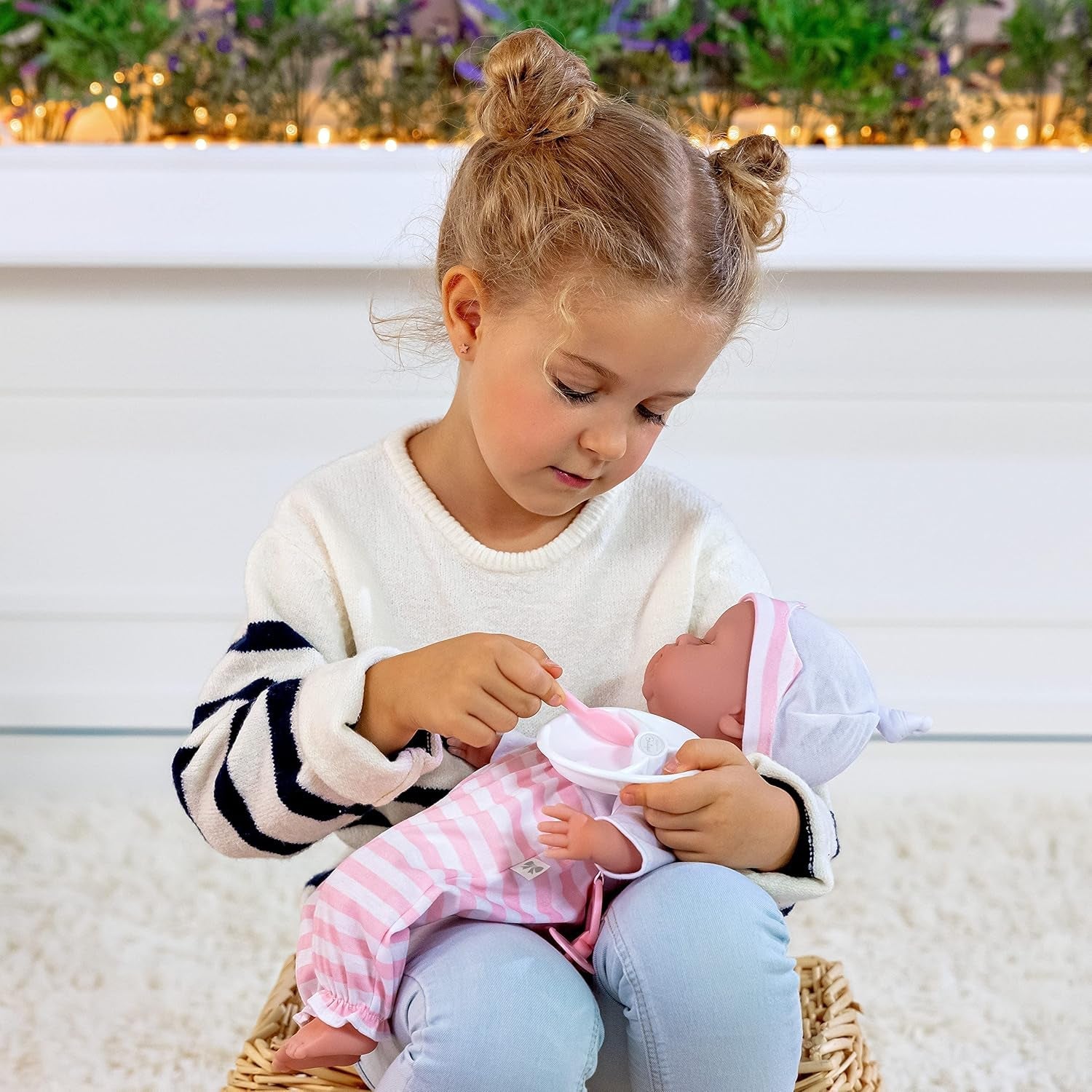 JC Toys - Berenguer Boutique 38 cm zachte, levensechte pop met open/gesloten mond, 10-delige cadeauset, babyfles, rammelaar, fopspeen en accessoires, roze, vanaf 2 jaar