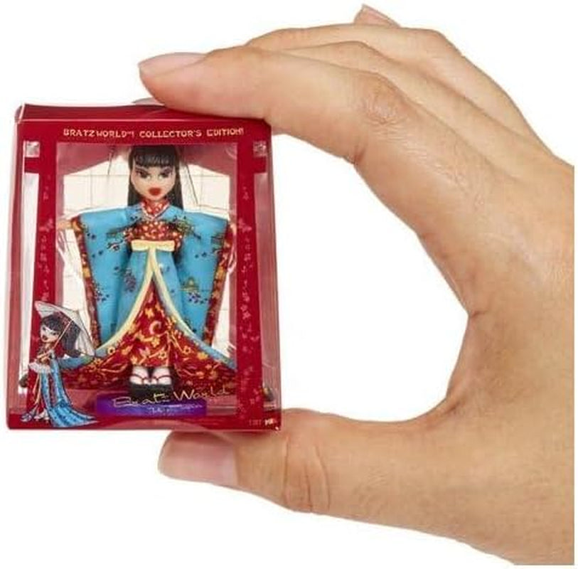 Bratz Miniverse MGA's Y2K Nostalgia Flashback Minis Limited Edition poppen - SURPRISE PACK - 2 Bratz Mini-poppen en vitrine - Geweldig cadeau voor kinderen en verzamelaars 6+