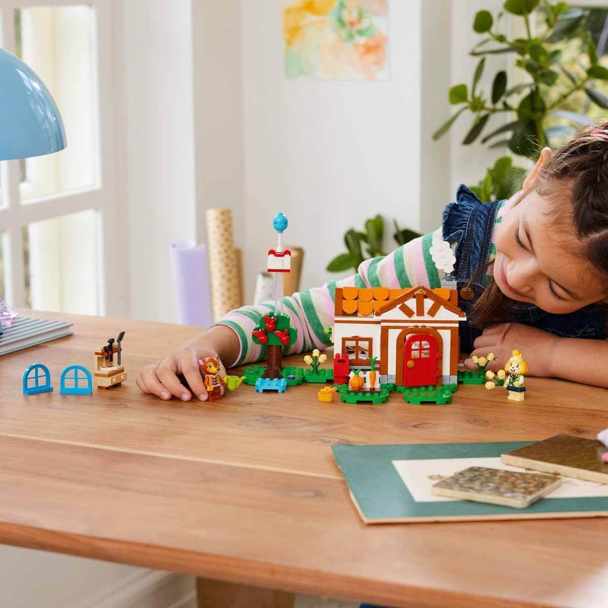 LEGO Animal Crossing Nook's Shop en Sophie's House set, creatief speelgoed voor kinderen met 2 minifiguren uit de videogameserie, cadeau voor meisjes en jongens vanaf 7 jaar 77050 Bouwsets Besuche den LEGO-Store