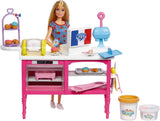 Barbie Malibu Roberts-pop en 18-delige bakset, inclusief speeldeeg en donut-, croissant- en muffinvormpjes, voor kinderen vanaf 3 jaar, HJY19