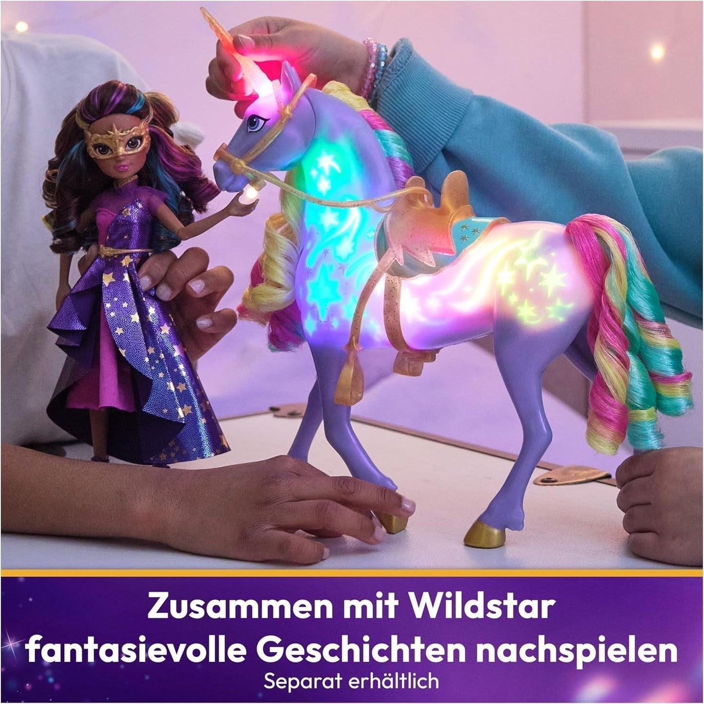 Unicorn Academy Deluxe Masked Ball Sophia - 24 cm pop uit de populaire Netflix-serie met 2 outfits, klassiek aankleden en rollenspel, vanaf 4 jaar Naty Shop Dolls