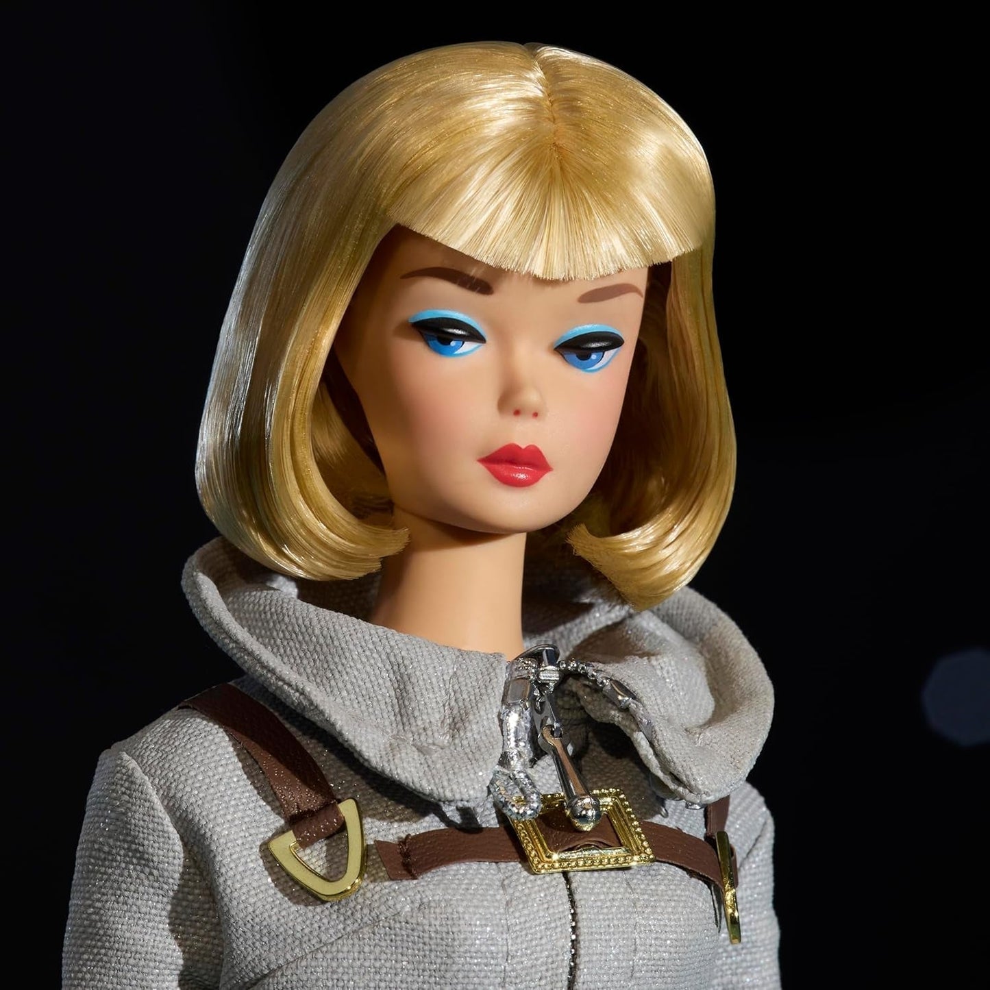 Mattel Barbie Miss Astronaut verzamelpop met zilveren pak, ruimtelaarzen en helmaccessoire, vintage reproductie van origineel uit 1965, JBJ48 Naty Shop-poppen