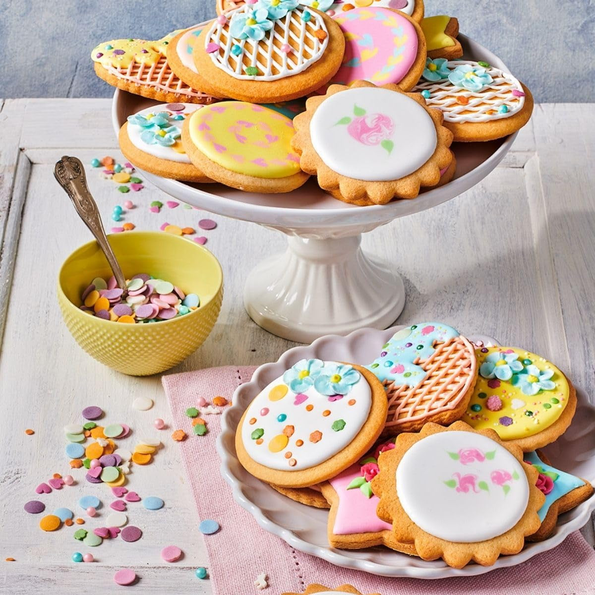 Funcakes Mix voor Royal Icing, Einfach Zu Berübenen, Zum Dekorieren Von Kuchen en Keksen, Schöne Glasur, Nur Wasser Addenden, Halal., 450 G Glasuri si Decor Naty Shop