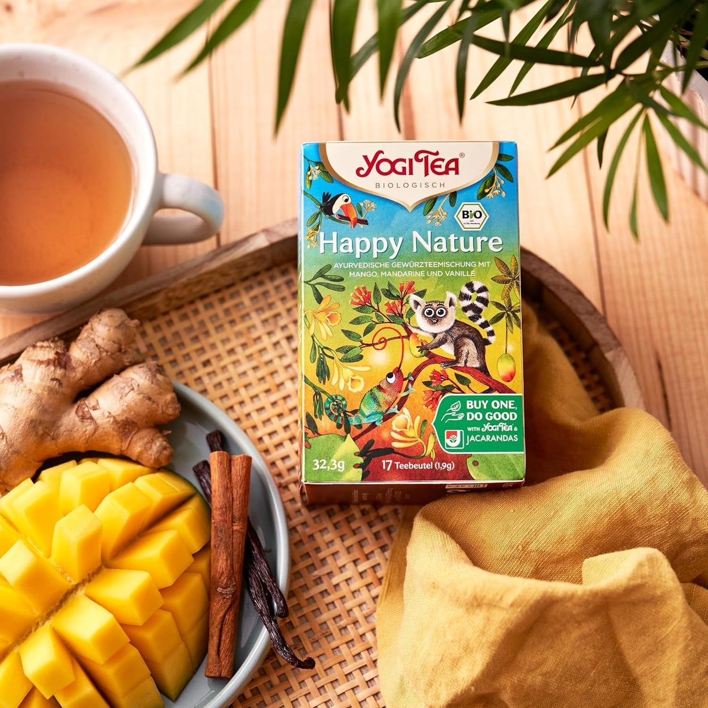 Yogi Tea - Happy Nature, Koop er één en doe het goede, biologische Ayurvedische kruidenkruidenthee, mango, mandarijn, vanillemengsel, Yogi Tea 6-pack, 6X17 theezakjes (in totaal 102 theezakjes)