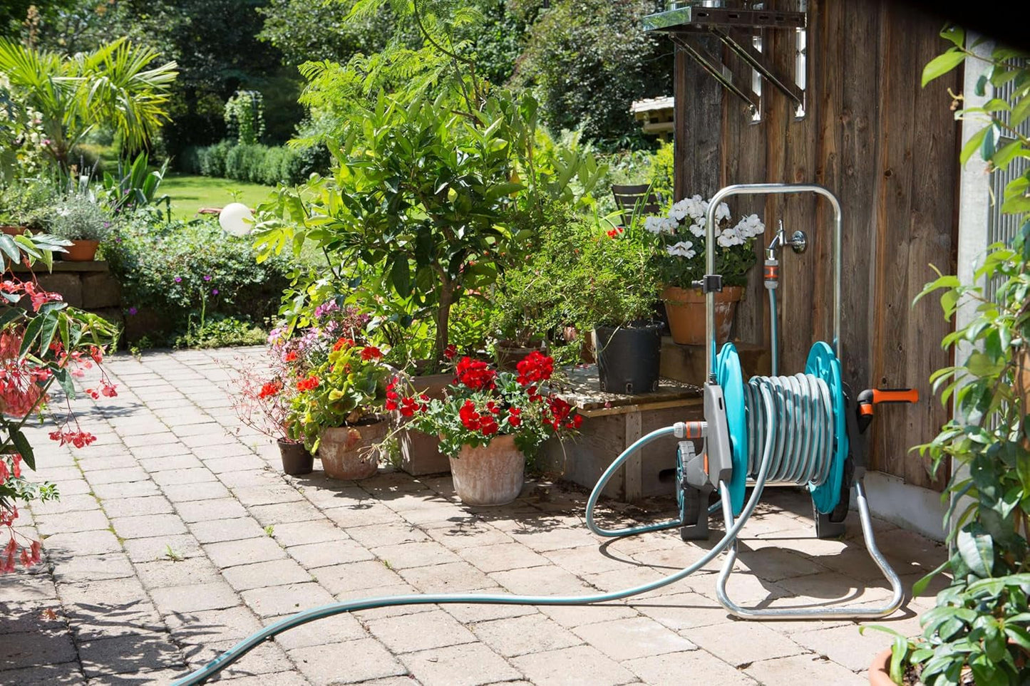 Gardena Classic Slang 19 mm (3/4 inch), 20 m: Universele tuinslang van robuust weefsel, kruisgeweven, 22 bar barstdruk, UV-bestendig, geen systeemcomponenten, 12 jaar garantie (18022-20)