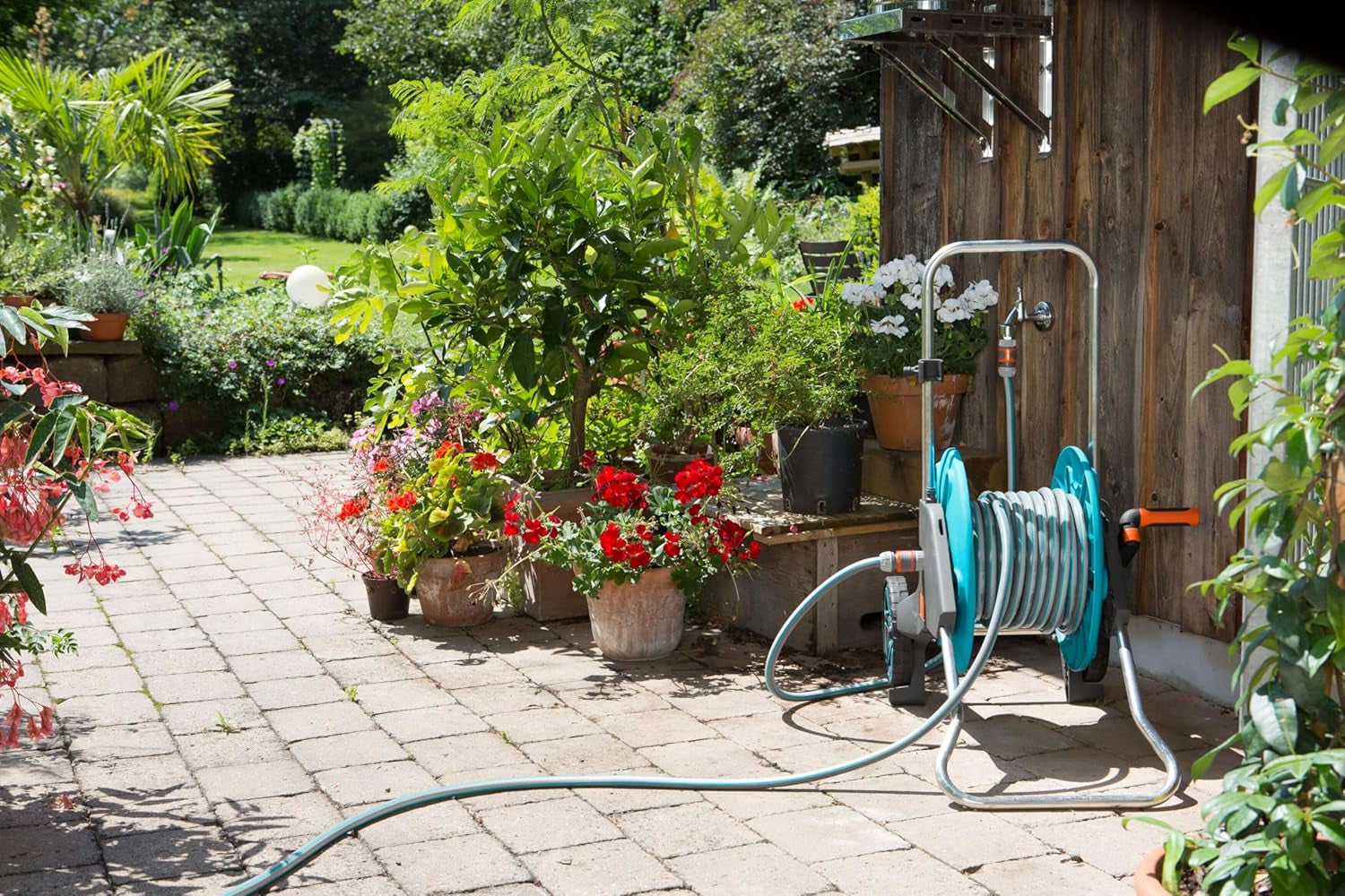 Gardena Classic Slang 19 mm (3/4 inch), 20 m: Universele tuinslang van robuust weefsel, kruisgeweven, 22 bar barstdruk, UV-bestendig, geen systeemcomponenten, 12 jaar garantie (18022-20)