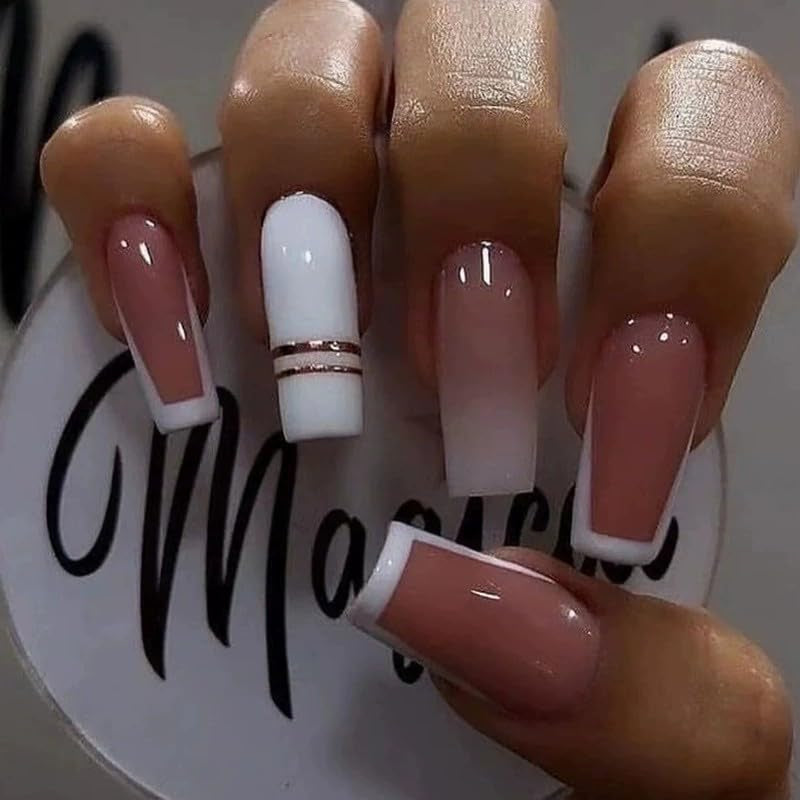 24 stuks Franse pers op lange nagels Doodskist Witte kunstnagels Ombre roze Nude Zelfklevende nagels Acryl nagelset Nageltips voor dames Lente Zomer Nagelaccessoires