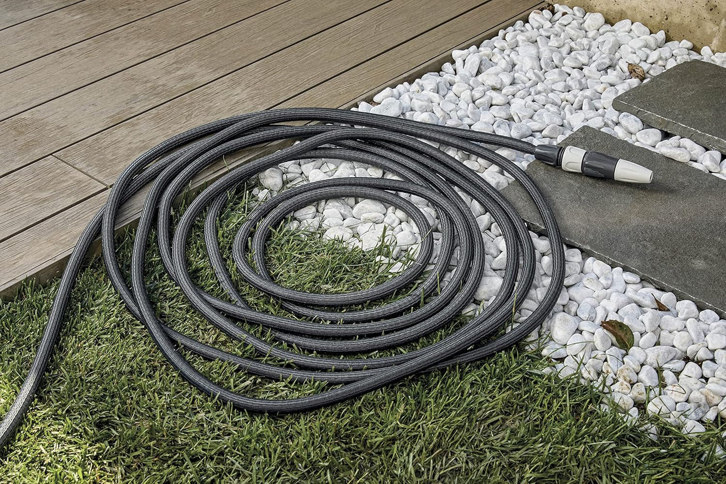 GF SRL, Aquapop Grey Easy 10, 10 meter zelfverlengende gevlochten slang, made in Italy, met mini-tuinsproeier en aansluitingen voor tuinirrigatie, donkergrijs
