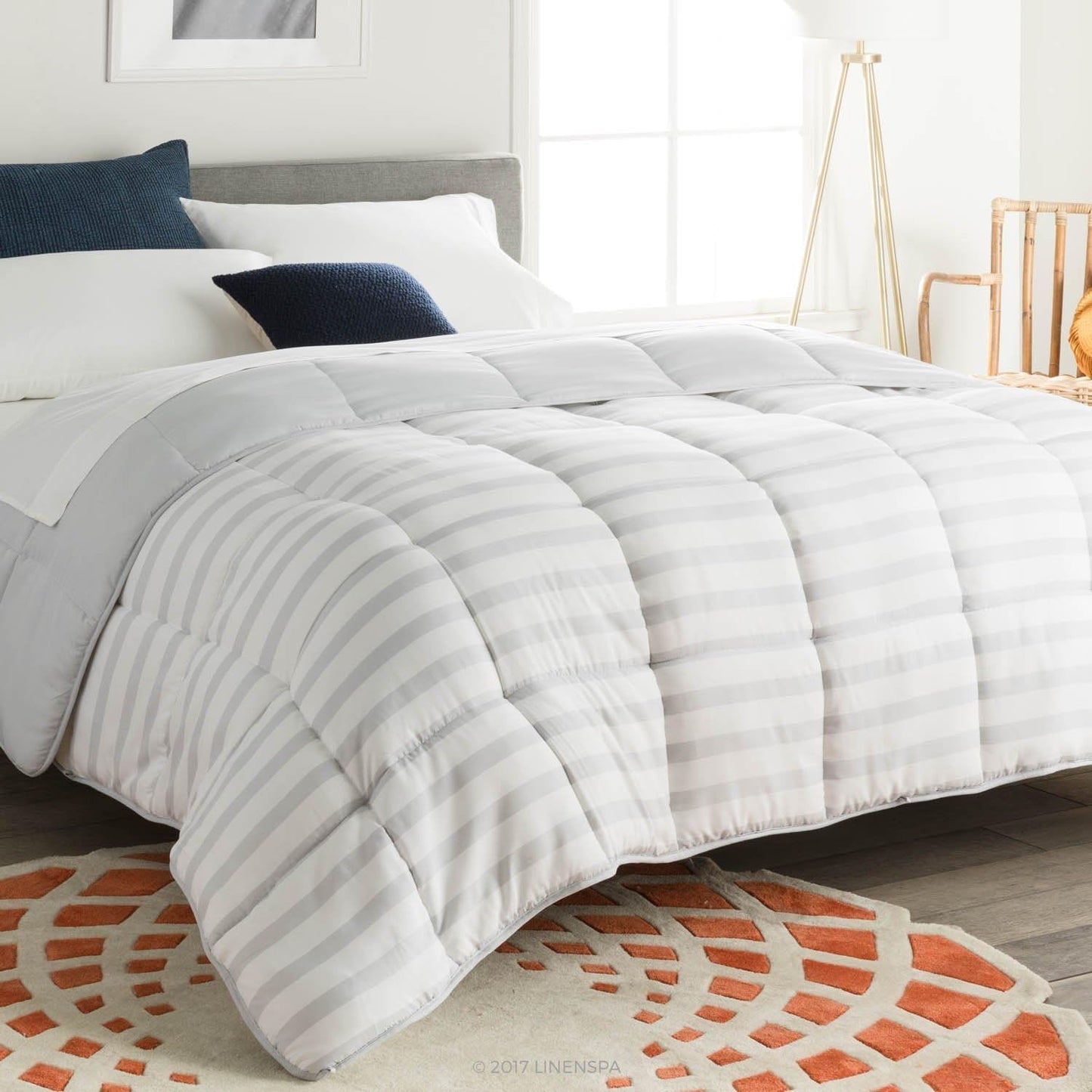 Linnenspa all-season dekbed - eenpersoons microvezeldekbed 10,5 Tog - Oeko-Tex, alternatief donzen dekbed, wit Dekbedden en dekbedden Naty Shop Grijs/wit met strepen Eenpersoonsbed