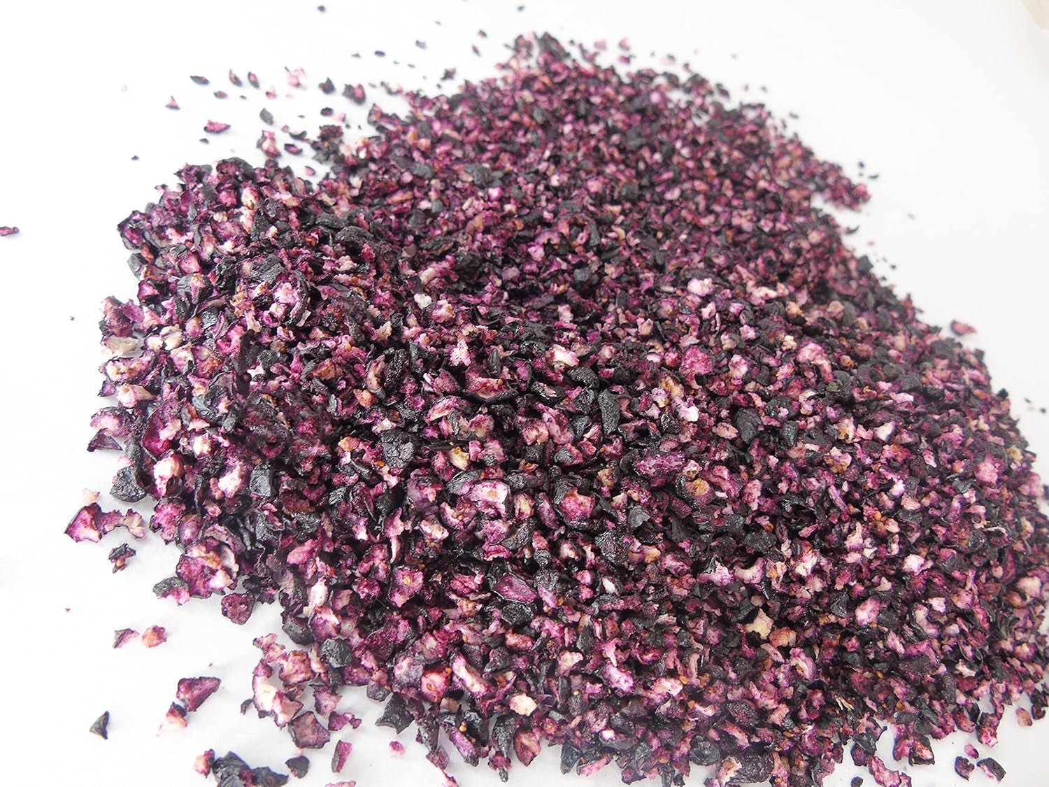 Gevriesdroogde bosbessen stukjes 100g - Gevriesdroogde bosbessen - Gevriesdroogd fruit - Gevriesdroogd gedroogd fruit - Ideaal voor het bakken, decoreren van taarten, muesli en desserts Gedroogde producten Naty Shop