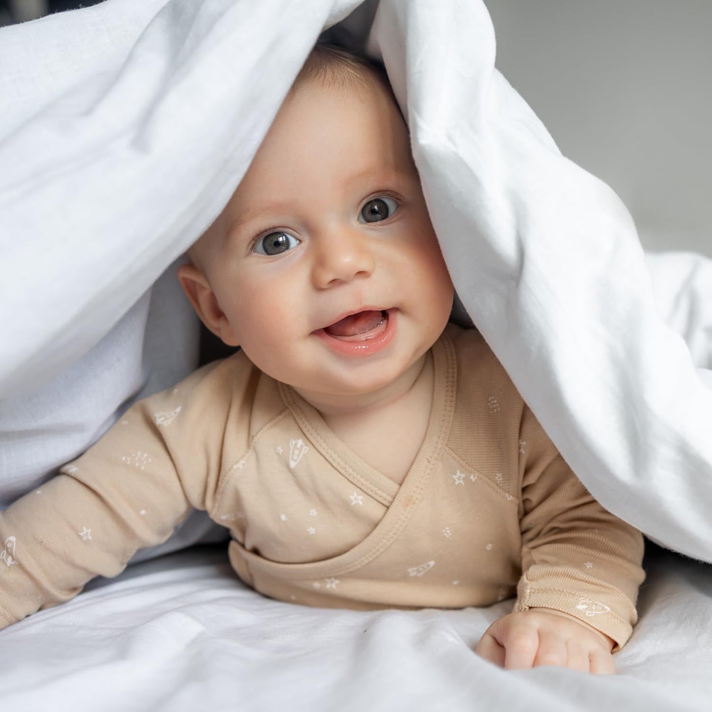 Pikolin Home - Omkeerbaar dekbed 300 G - Tweekleurige Scandinavische vulling - Voor kinderbedje 60 - Met veren gevuld, warm, ademend, blauw/wit, 100 X 120 cm Dekbedden en dekbedden Naty Shop