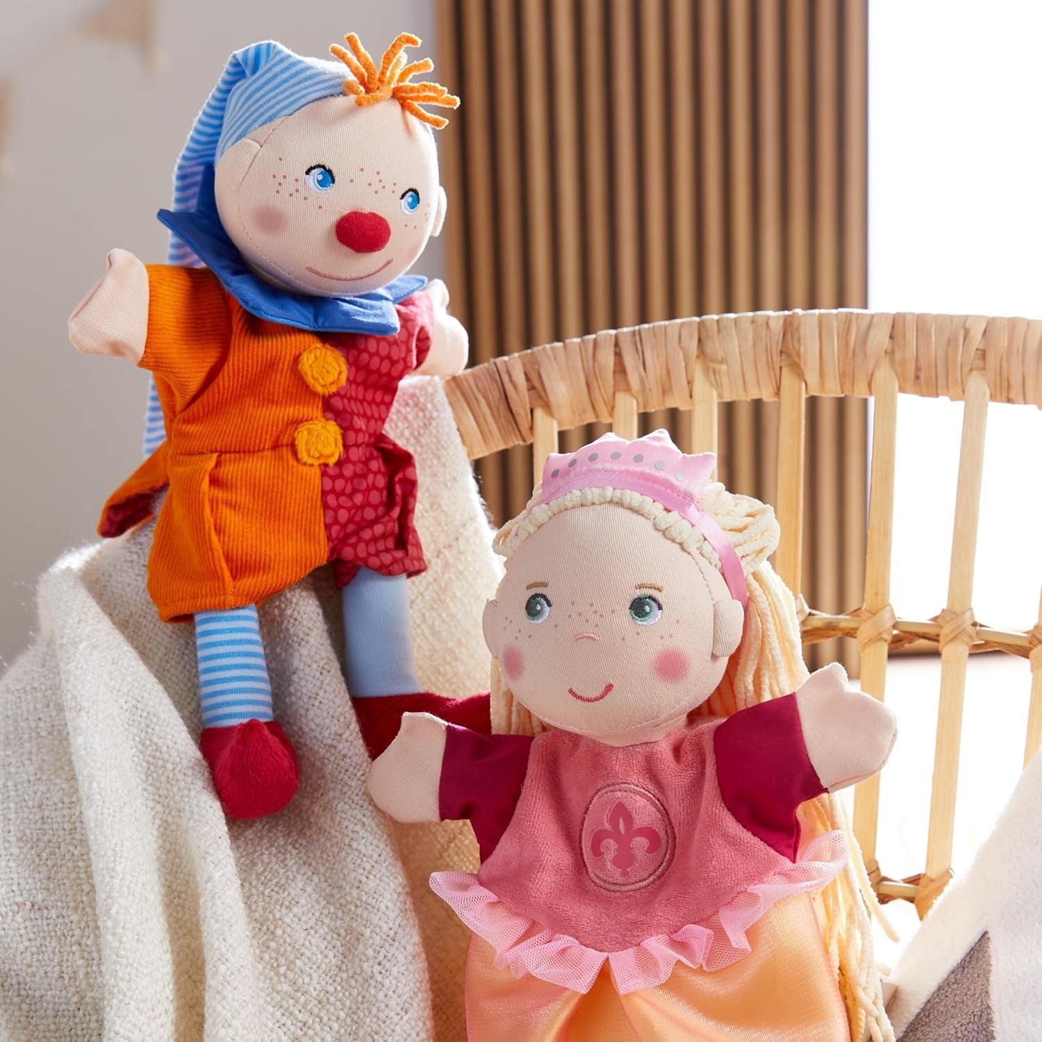 HABA Kasper handpop – Vanaf 18 maanden, Wasbaar op 30°C, Ideaal voor poppen- en rollenspel, poppentheater – 2011866001