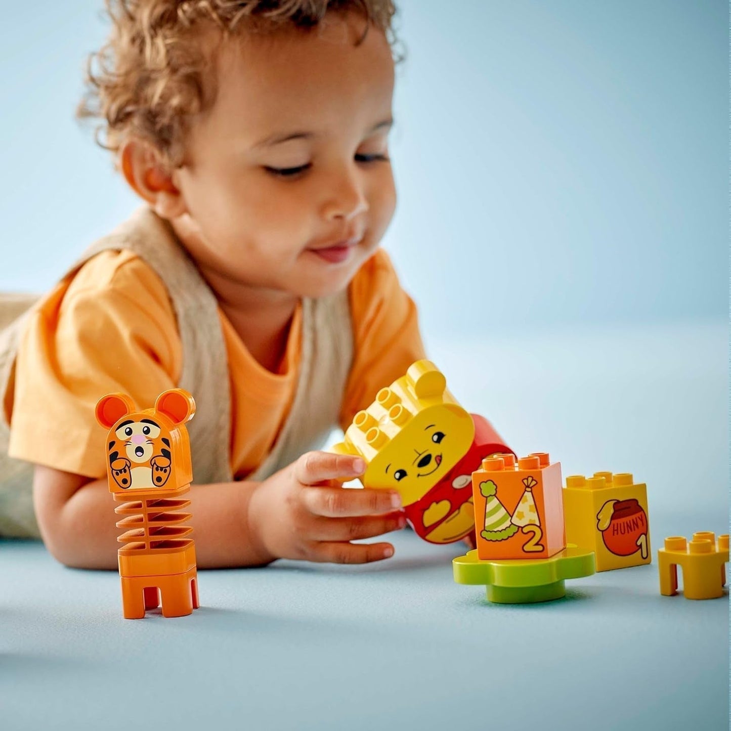 LEGO DUPLO - Disney Winnie de Poeh's verjaardagsfeestje - educatief speelgoed voor kleuters - set van 3 minifiguren waaronder Winnie de Poeh, Teigetje en Knorretje - cadeau-idee voor jongens en meisjes vanaf 1,5 jaar 10457 Beuche bouwsets in LEGO-Store