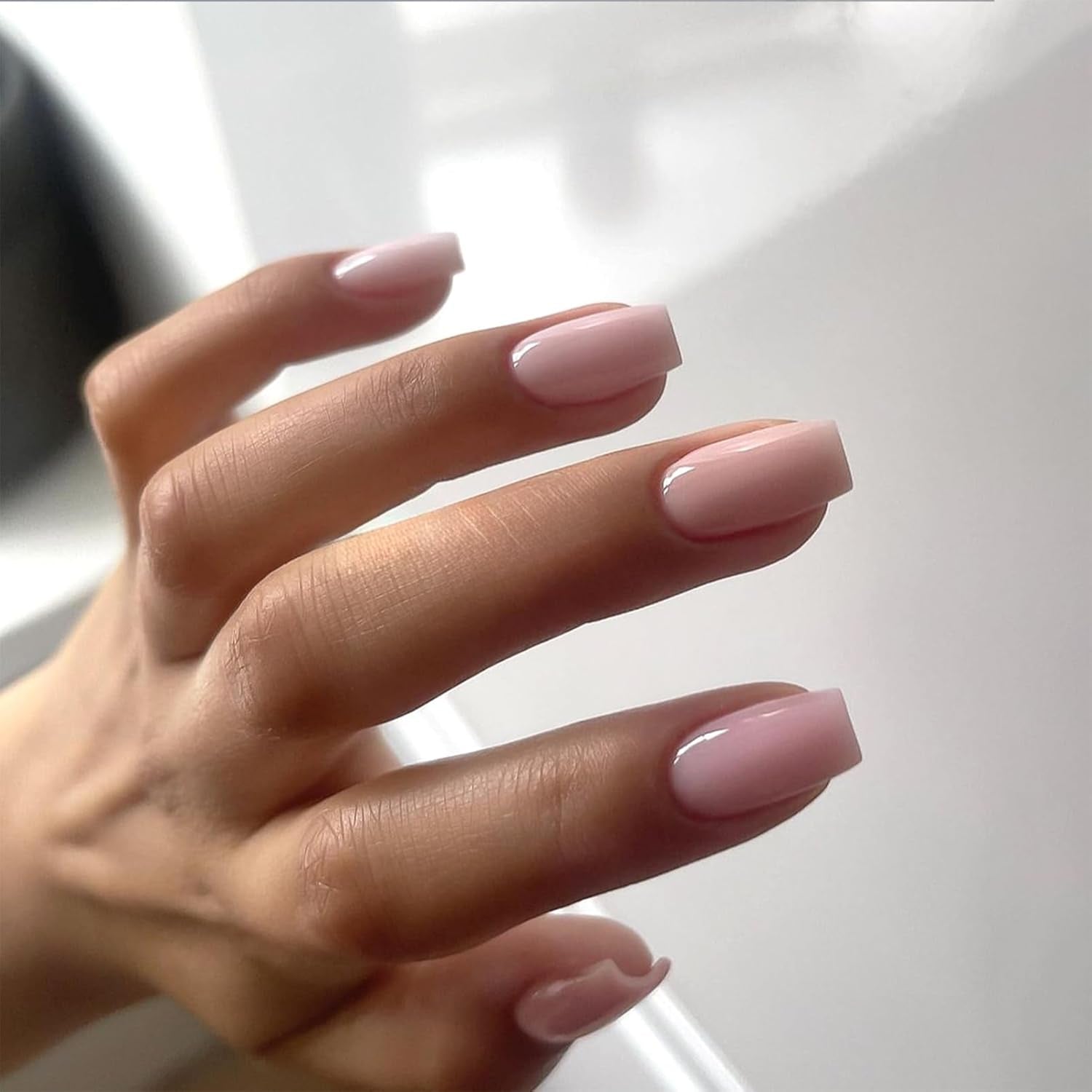 24 stuks roze effen kleur nepnagels zelfklevende neutrale nepnagels medium vierkant zachte gel voor vrouwen diy volledige dekking glitter nepnagels