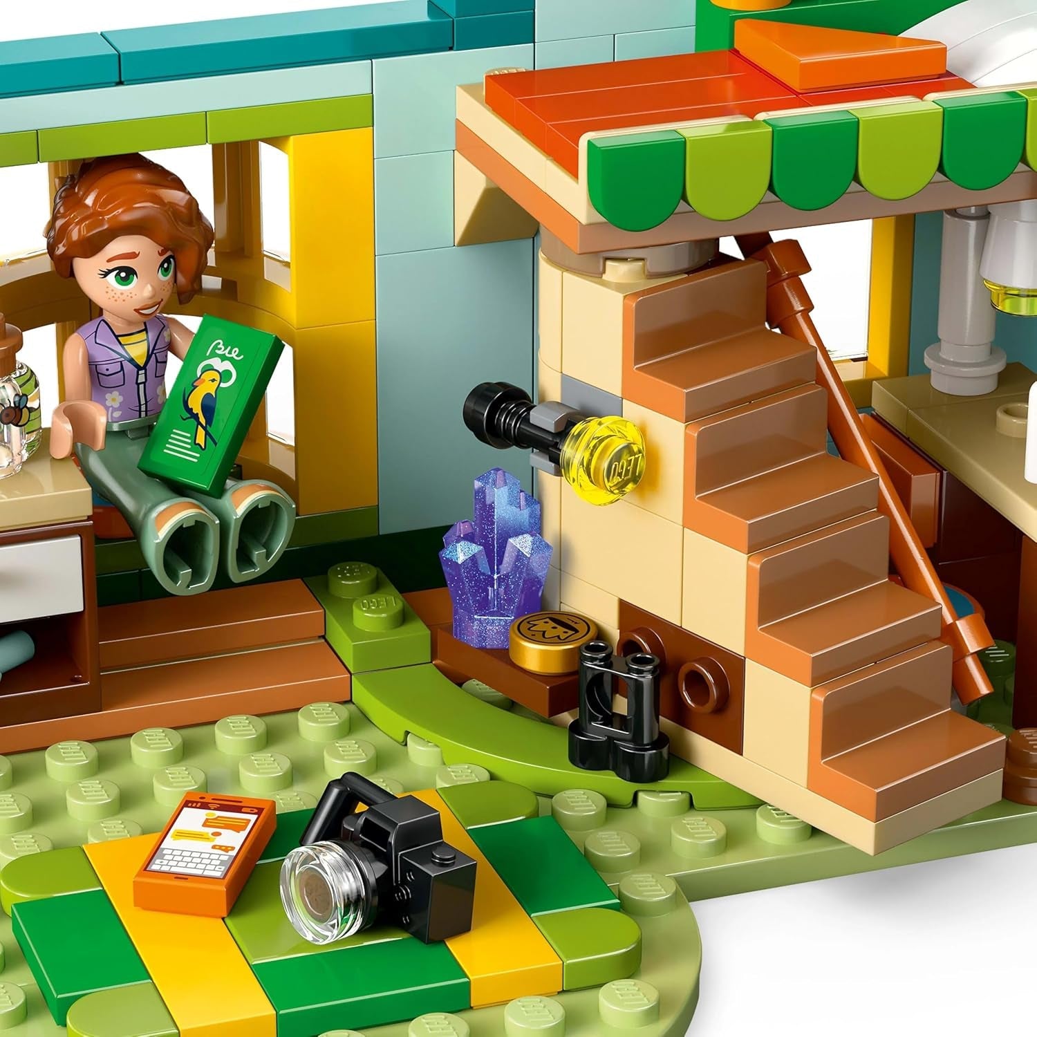 LEGO Friends Herfstkamer Bouw- en speelset voor creatief rollenspel, set voor meisjes vanaf 6 jaar met 2 minifiguren en een fretfiguur, educatief speelgoed 42646 Bouwsets Besuche den LEGO-Store
