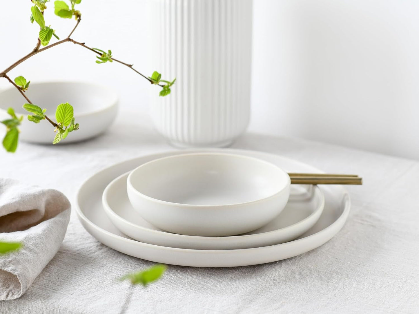 CreaTable, 33065, Uno-serie geel-wit 12-delige serviesset, porseleinen bordenset, vaatwasser- en magnetronbestendig, gemaakt in Portugal