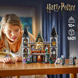 LEGO Harry Potter Malfoy Family Country Estate, fantastisch speelgoed om te verzamelen en tentoon te stellen, cadeau voor jongens, meisjes en fans van de tovenaarswereld, cadeau-idee met 9 minifiguren 76453 Bouwsets Besuche den LEGO-Store