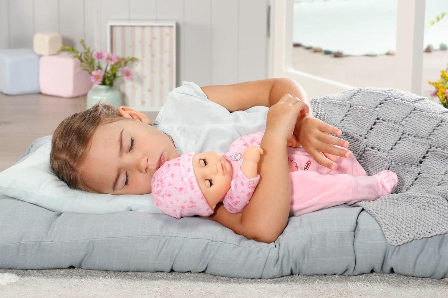 Annabell Kleine Annabell zachte pop 36cm, met stoffen lijfje en slaapogen, 36cm, 709870 Zapf Creation