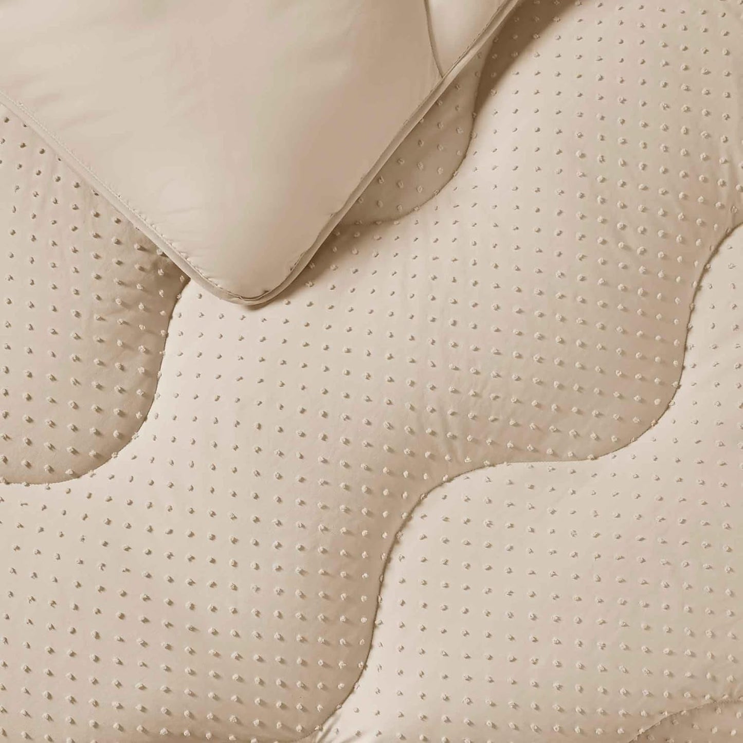 Night Lark dekbed zonder hoes, 4,5 Tog, Kingsize, Getufte Dot-collectie, luxe beddengoed, hypoallergeen, machinewasbaar, warm zand dekbedden en quilts Naty Shop